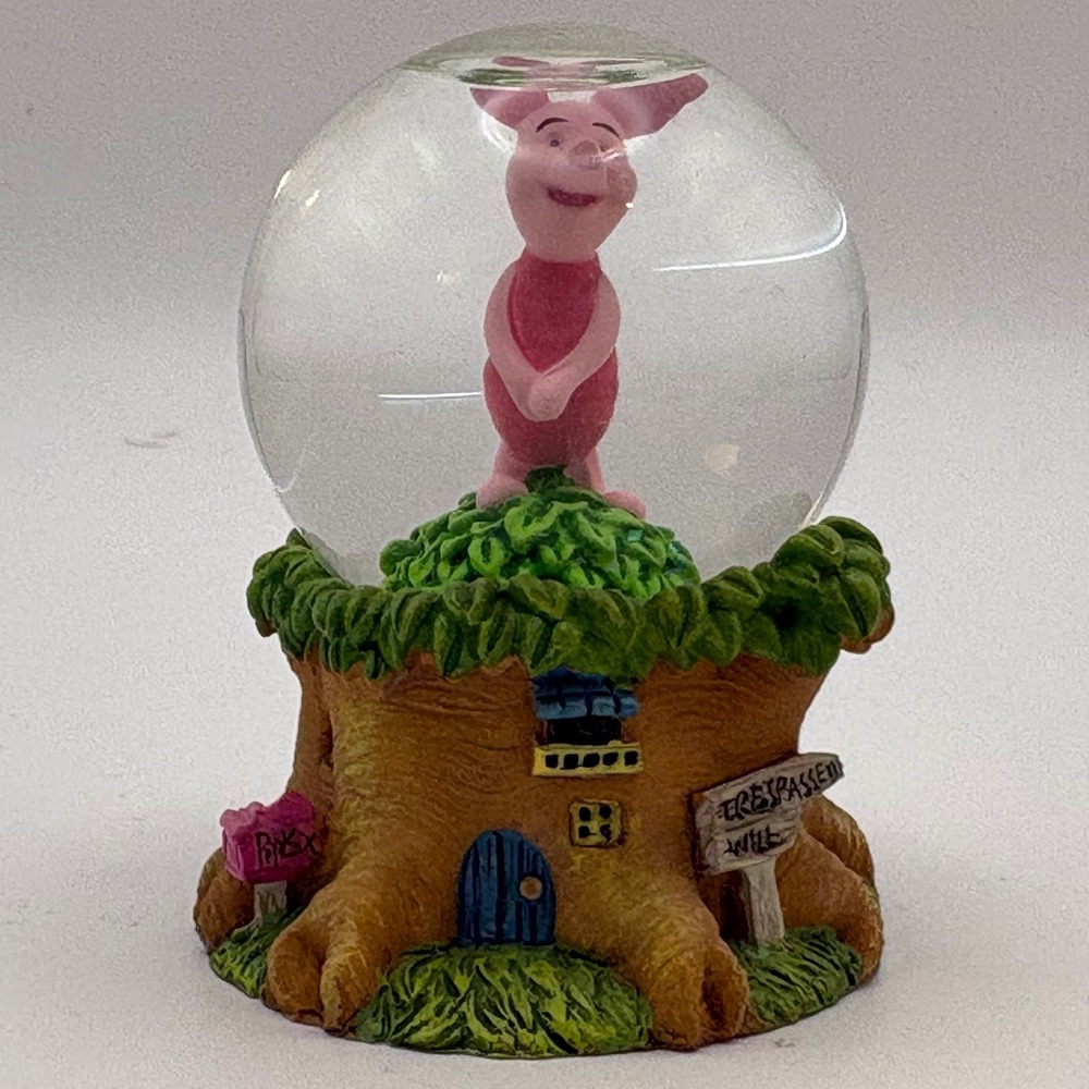 Disney Piglet Mini Water Globe Treehouse Base Hundred Acre Wood Winnie The Pooh